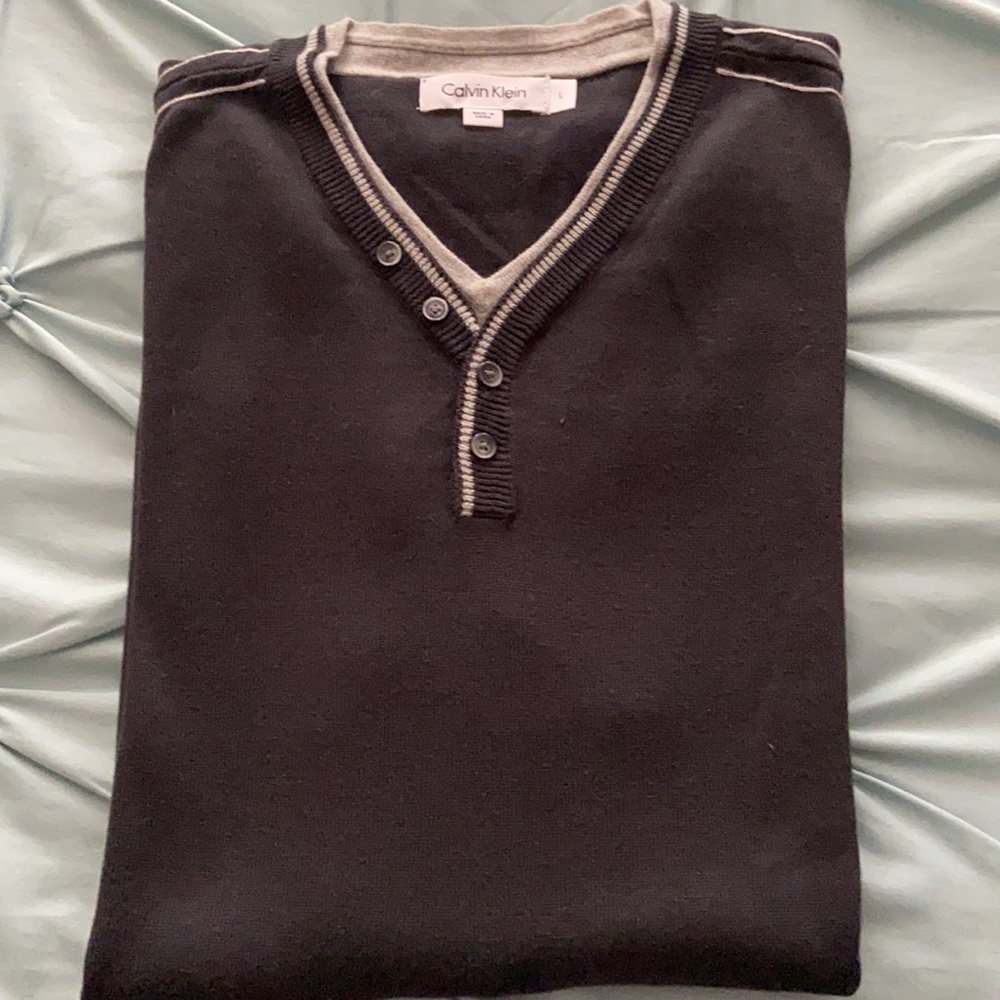 Calvin Klein men’s sweater size Large